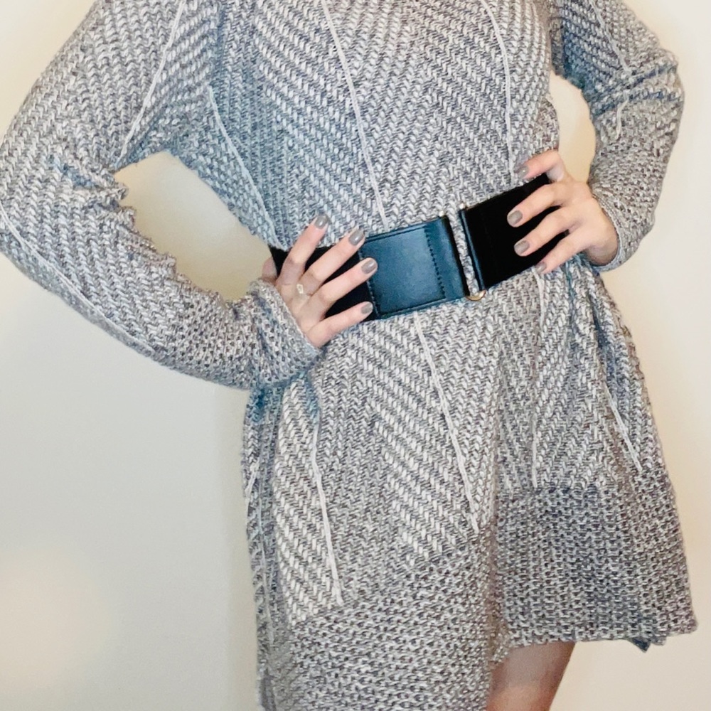 Sweater - Picture 4 of 5